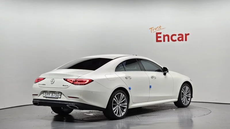 Mercedes-Benz CLS-Class