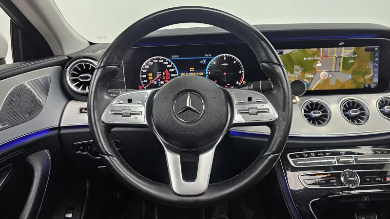 Mercedes-Benz CLS-Class