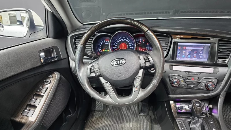 Kia K5