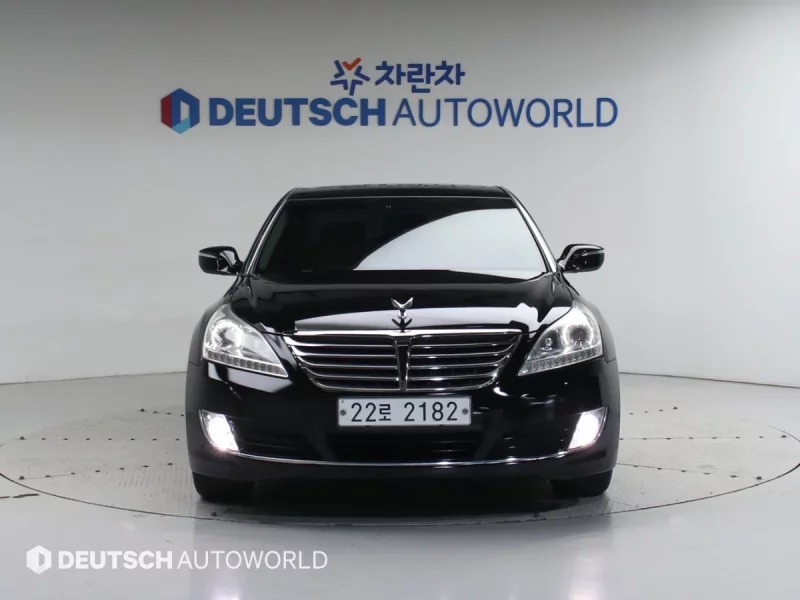 Hyundai Equus