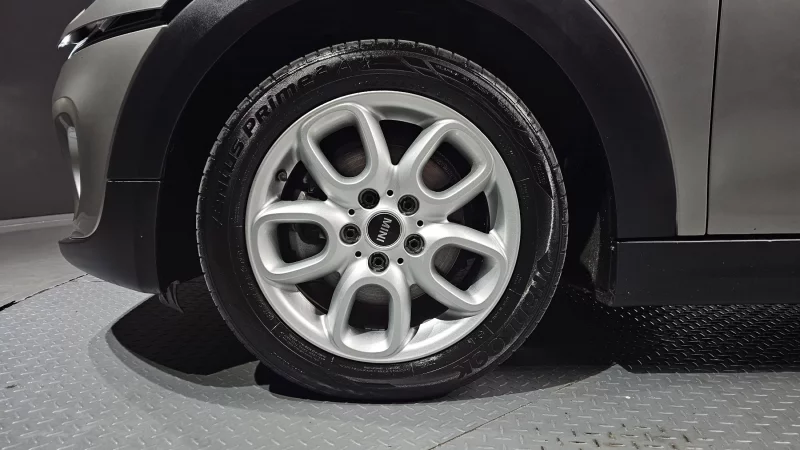 MINI Cooper Convertible