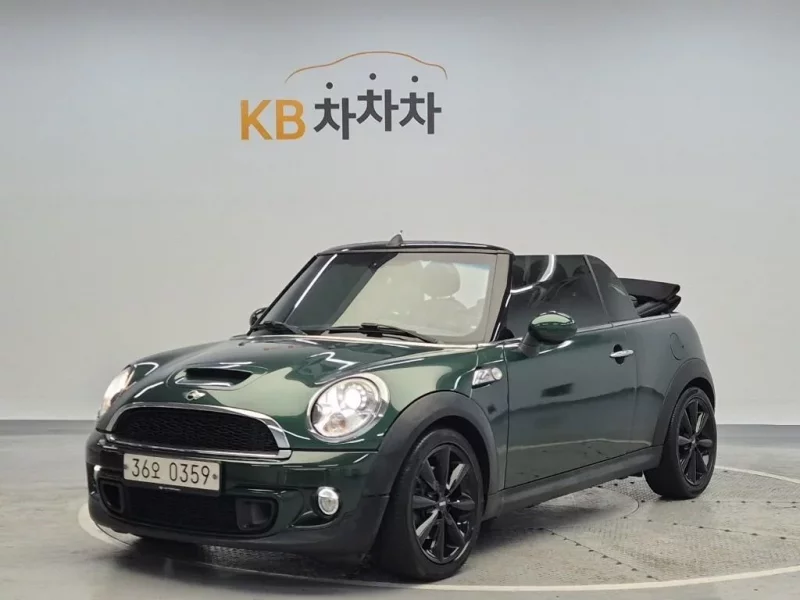 MINI Cooper Convertible