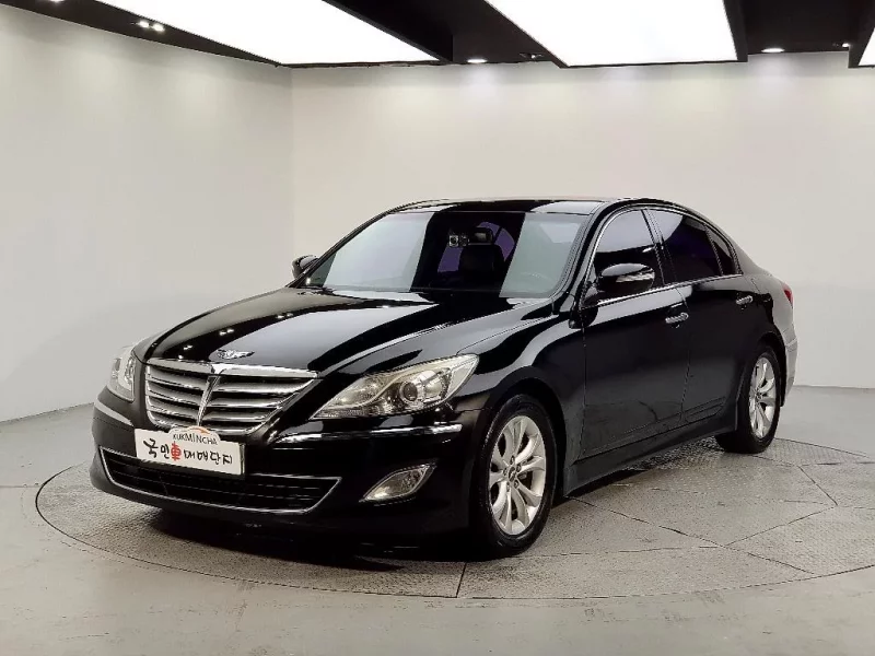Hyundai Genesis