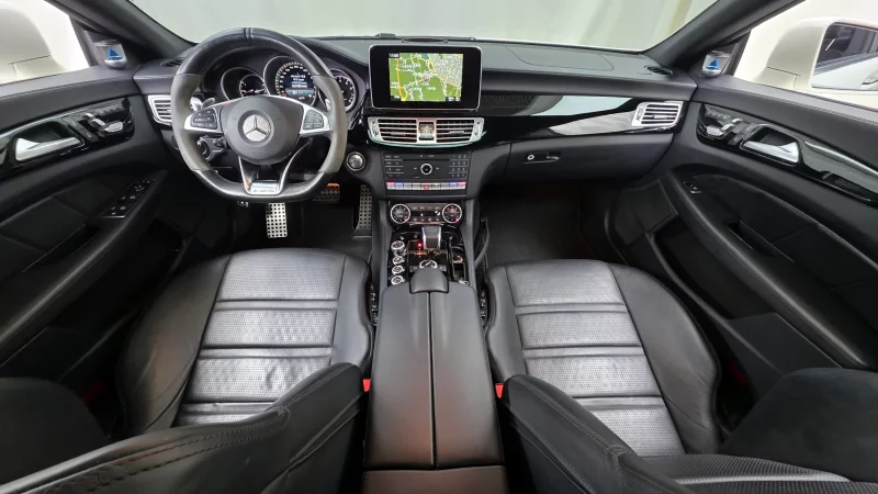 Mercedes-Benz CLS-Class