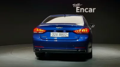 Hyundai Genesis
