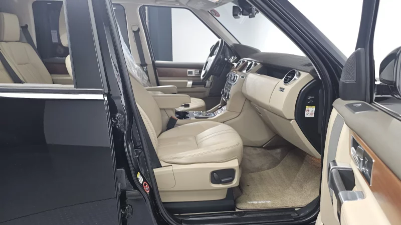 Land Rover DISCOVERY