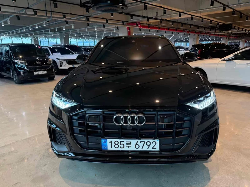 Audi Q8