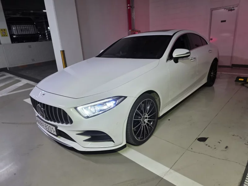 Mercedes-Benz CLS-Class