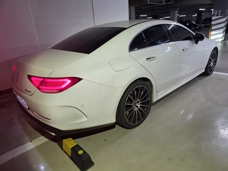 Mercedes-Benz CLS-Class