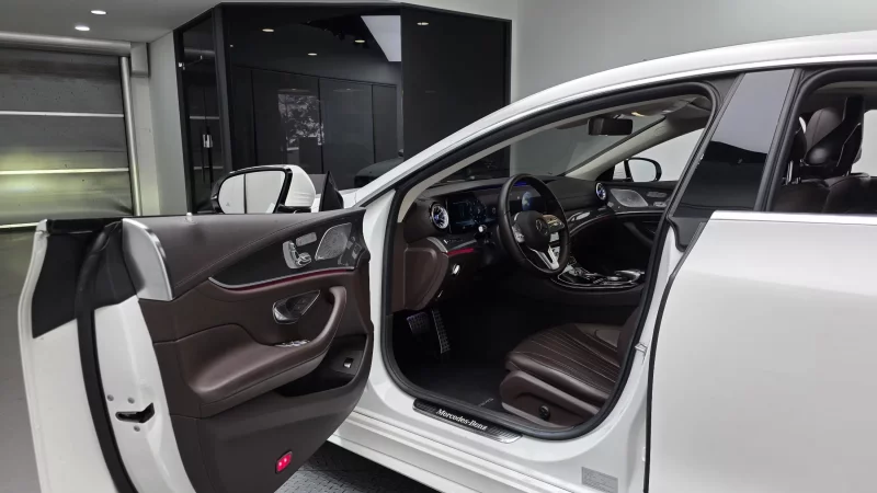 Mercedes-Benz CLS-Class