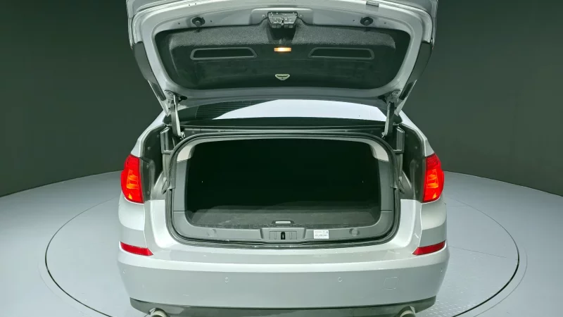 BMW 5-Series Gran Turismo