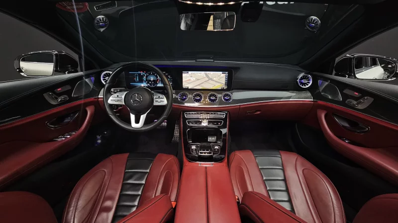 Mercedes-Benz CLS-Class