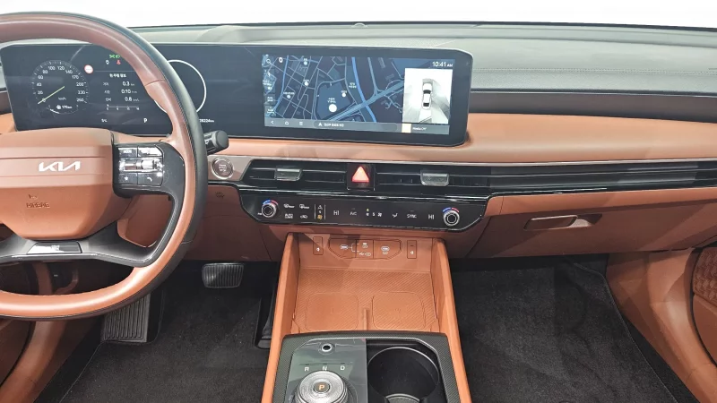 Kia K8