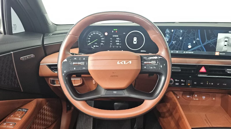 Kia K8