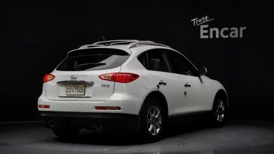 Infiniti EX
