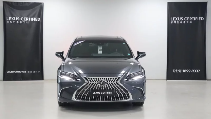 Lexus ES
