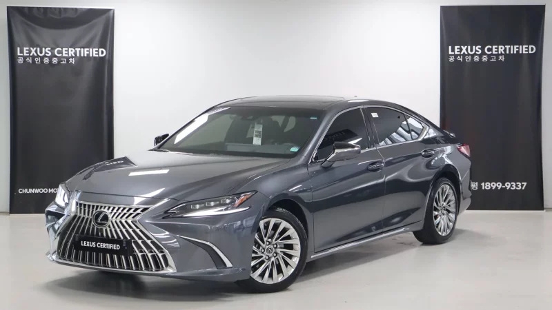 Lexus ES