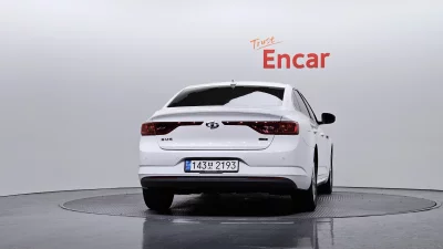 Renault SM6