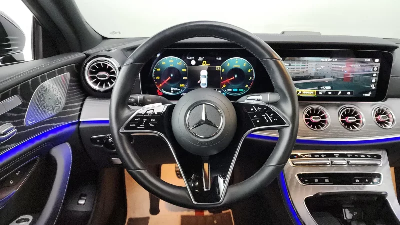 Mercedes-Benz CLS-Class