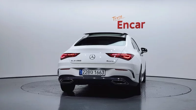 Mercedes-Benz CLA-Class