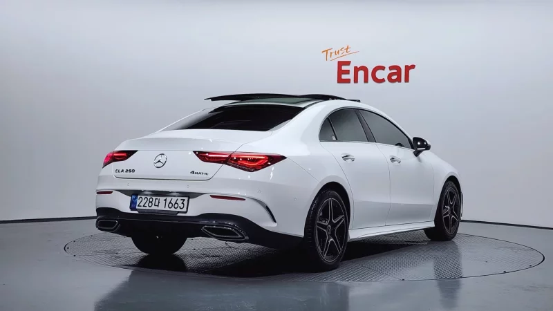 Mercedes-Benz CLA-Class