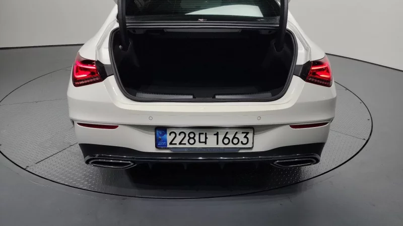 Mercedes-Benz CLA-Class