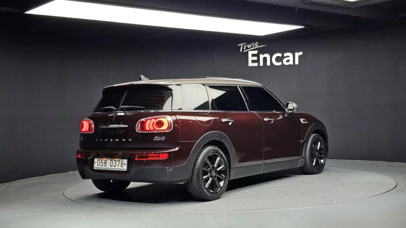 MINI Clubman