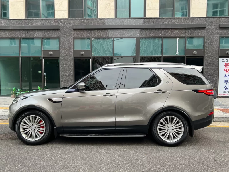 Land Rover DISCOVERY