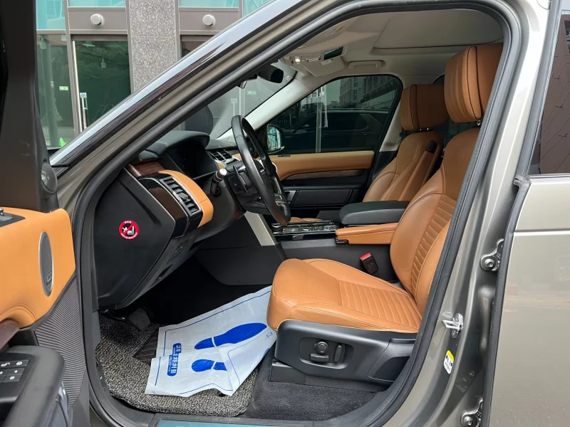 Land Rover DISCOVERY