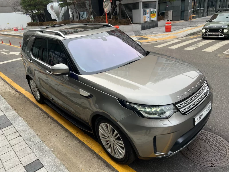 Land Rover DISCOVERY