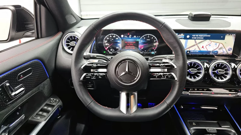 Mercedes-Benz GLB-Class