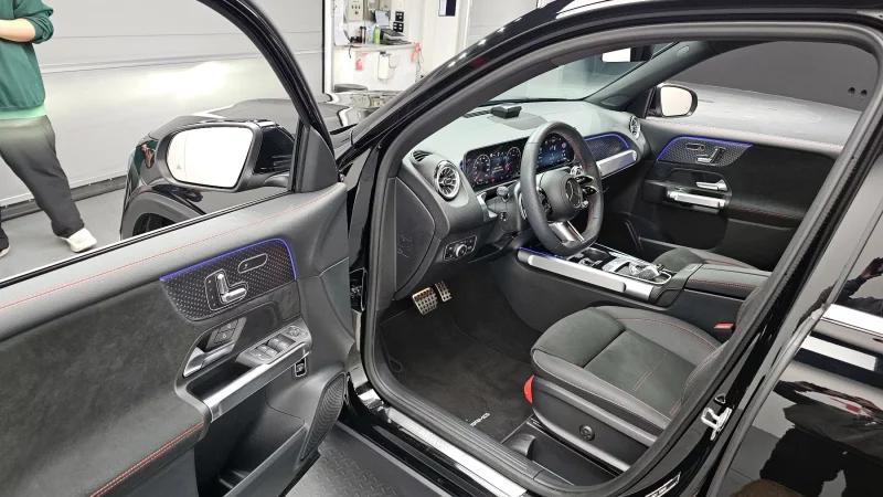 Mercedes-Benz GLB-Class