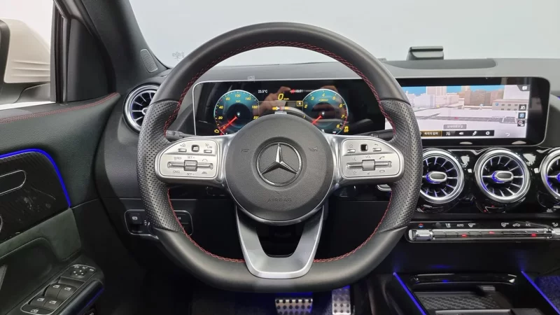 Mercedes-Benz GLA-Class