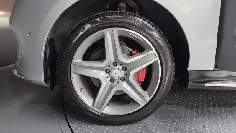 Mercedes-Benz GLE-Class