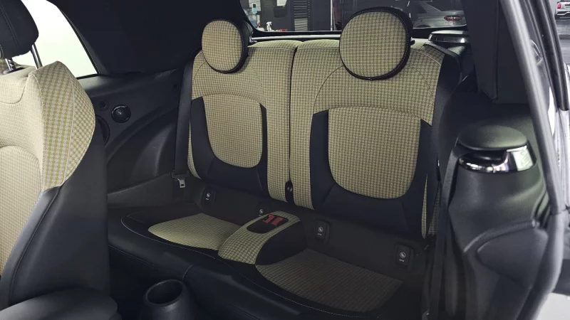 MINI Cooper Convertible