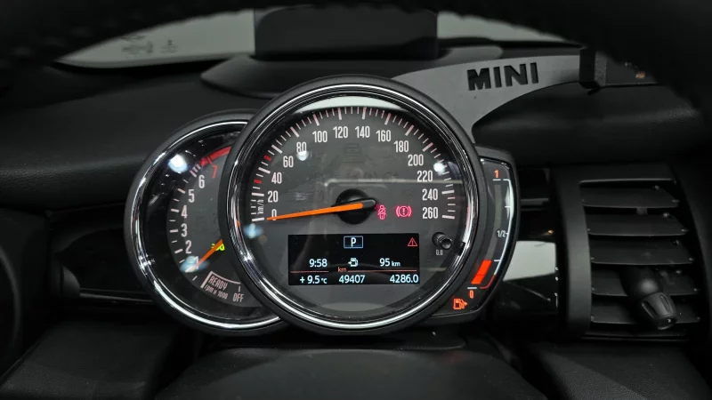 MINI Cooper Convertible