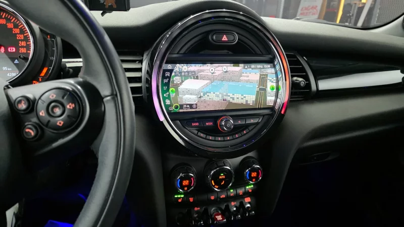 MINI Cooper Convertible