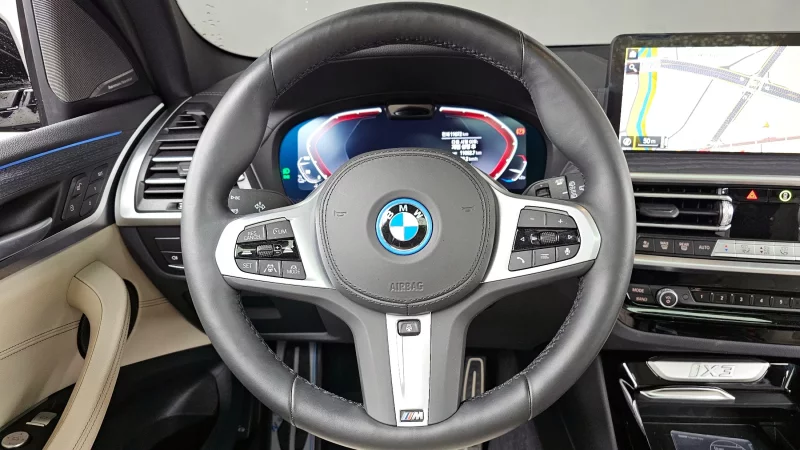 BMW iX3