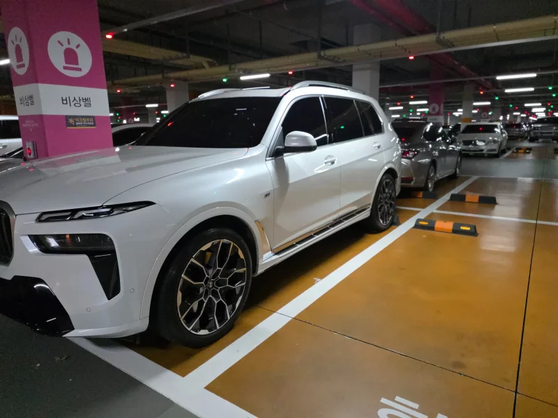 BMW X7