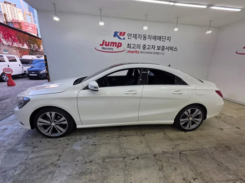 Mercedes-Benz CLA-Class
