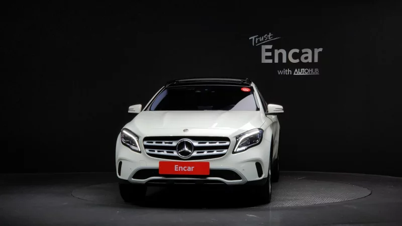 Mercedes-Benz GLA-Class