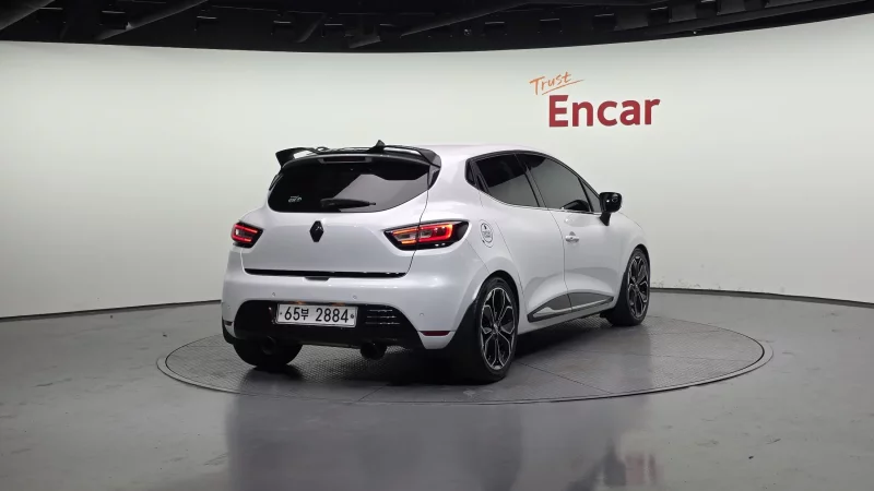 Renault Samsung Cilo