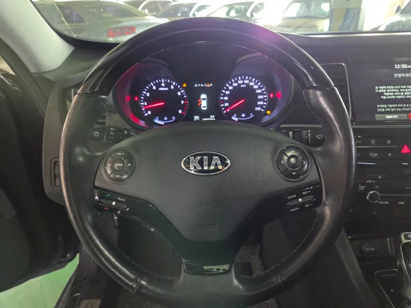 Kia K9
