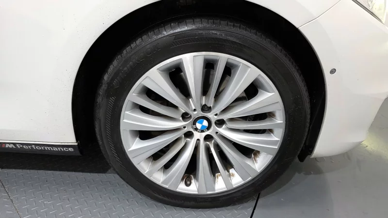 BMW 5-Series Gran Turismo