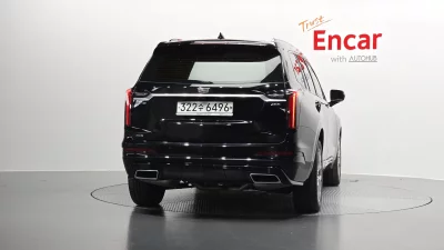 Cadillac XT6