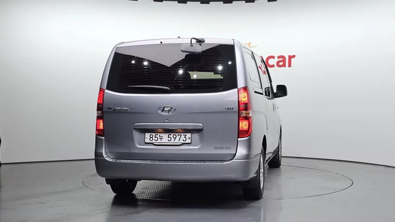 Hyundai Grand Starex