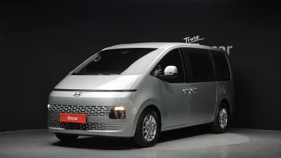 Hyundai Staria