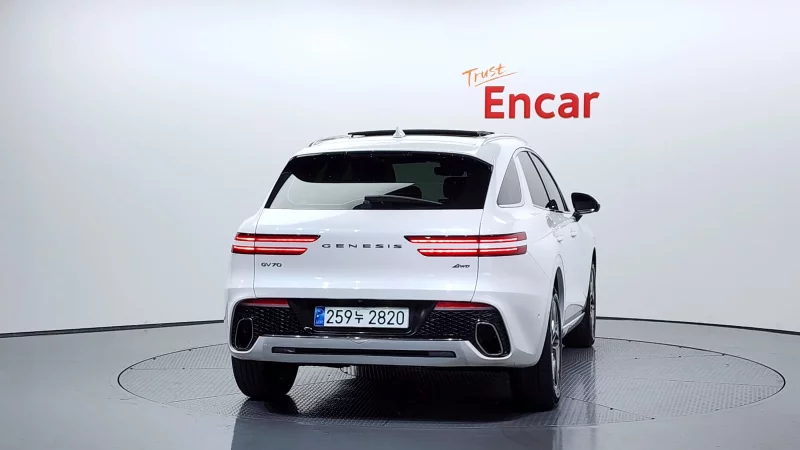 Genesis GV70
