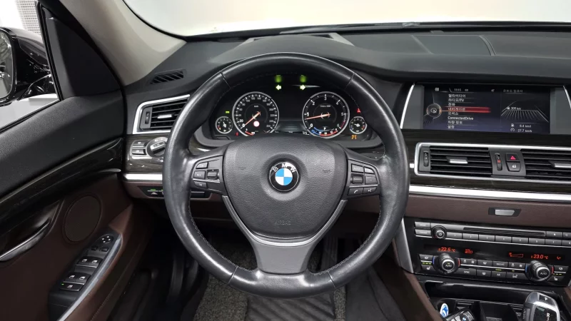 BMW 5-Series Gran Turismo