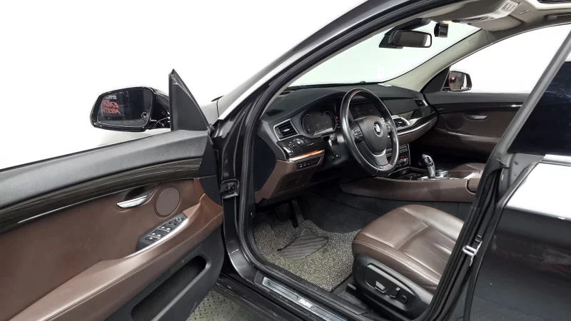 BMW 5-Series Gran Turismo